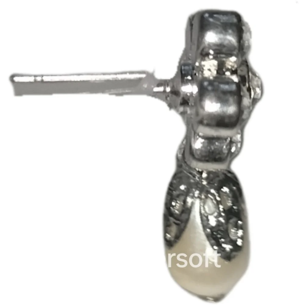 Silvertone earring with pearl beads - Picture 4 of 9